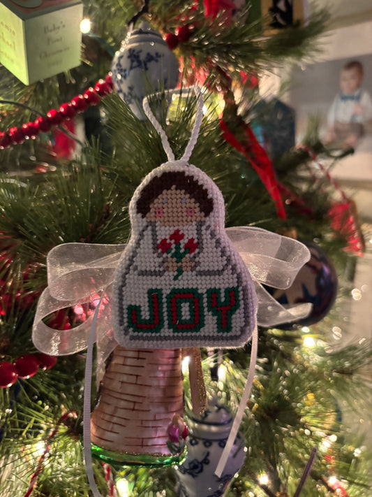 Learn how to finish a needlepoint ornament with this easy, step by step Stitch It Angel tutorial. DIY finishing ideas and tips for your Christmas tree.